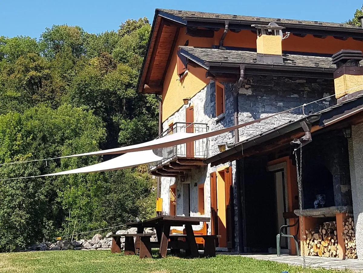 Farm stay Baita Eleonora Argegno