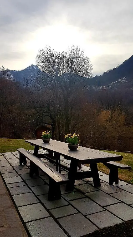 Baita Eleonora Argegno Farm stay