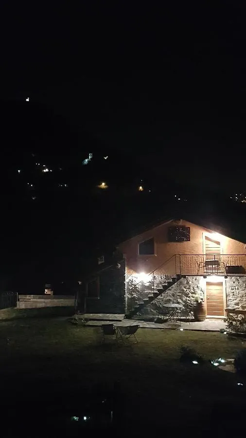 La baita di Eleonora Argegno 0*,  Italia