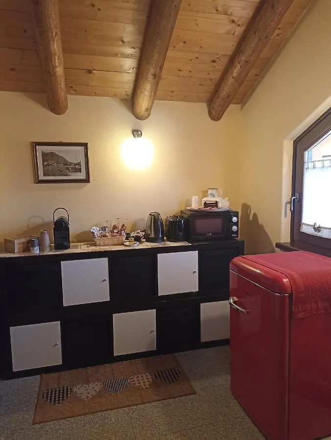 Farm stay Baita Eleonora Argegno Italy
